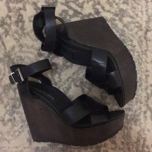 Kenneth Cole black leather wedges
